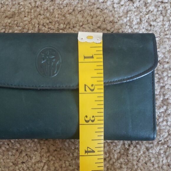 VNTG Top Grain Cowhide Forest Green Wallet - Picture 10 of 11